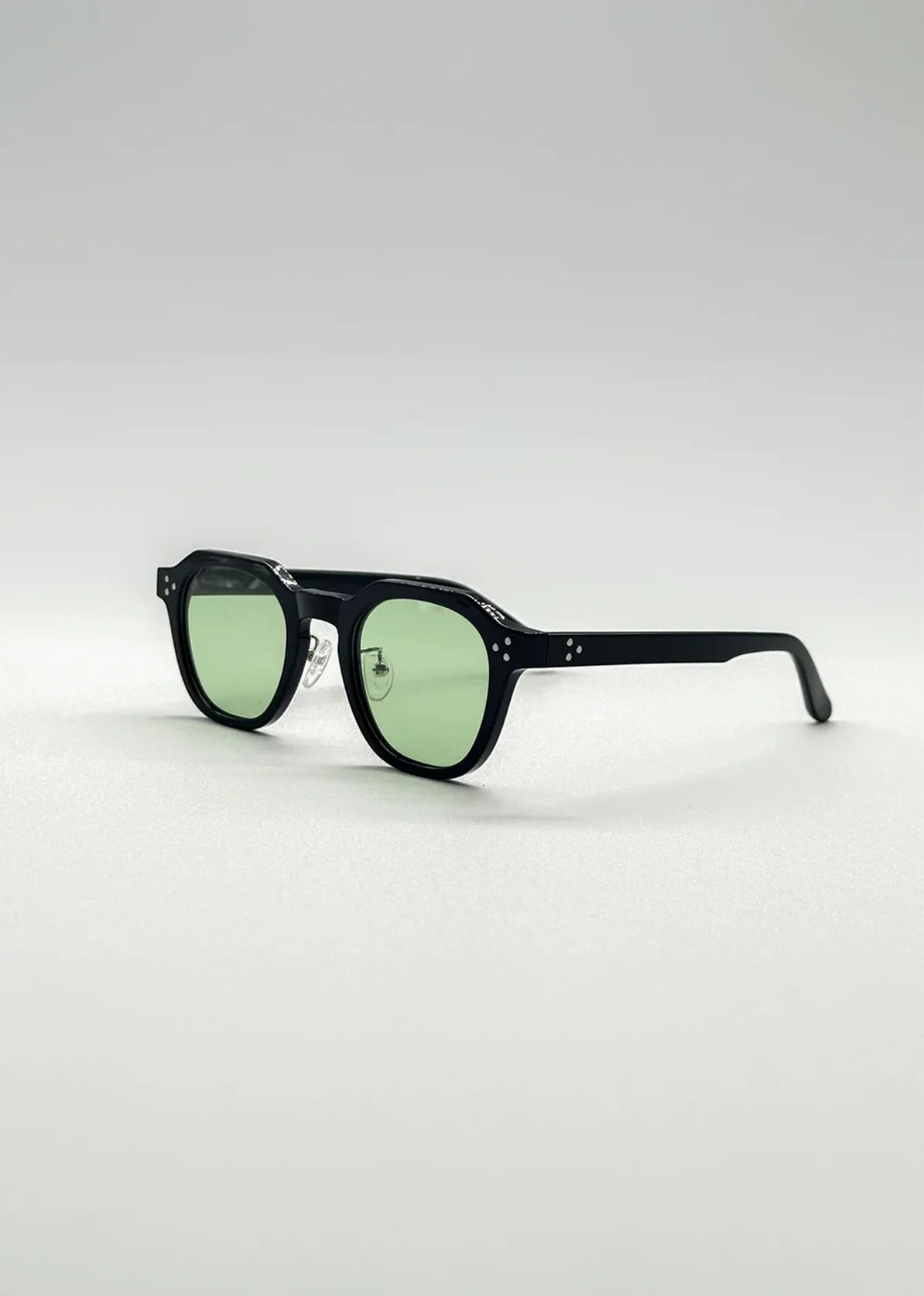 Eclipse black